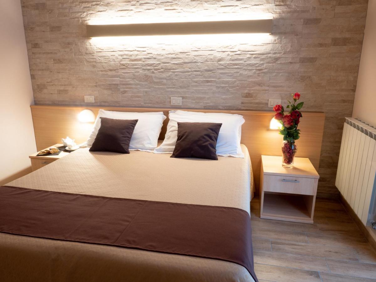 Albergo Ristorante Il Fungo Santa Fiora Ngoại thất bức ảnh